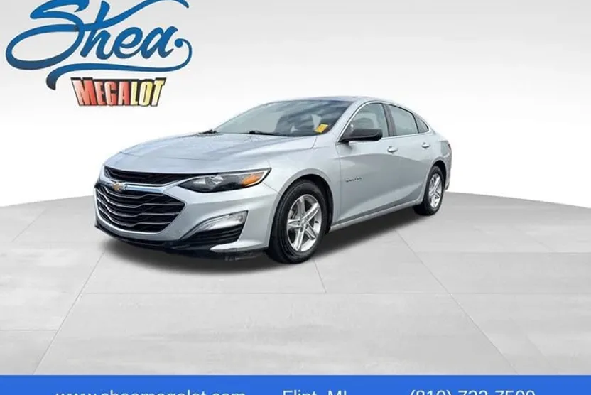 2021 Chevrolet Malibu LS photo 1
