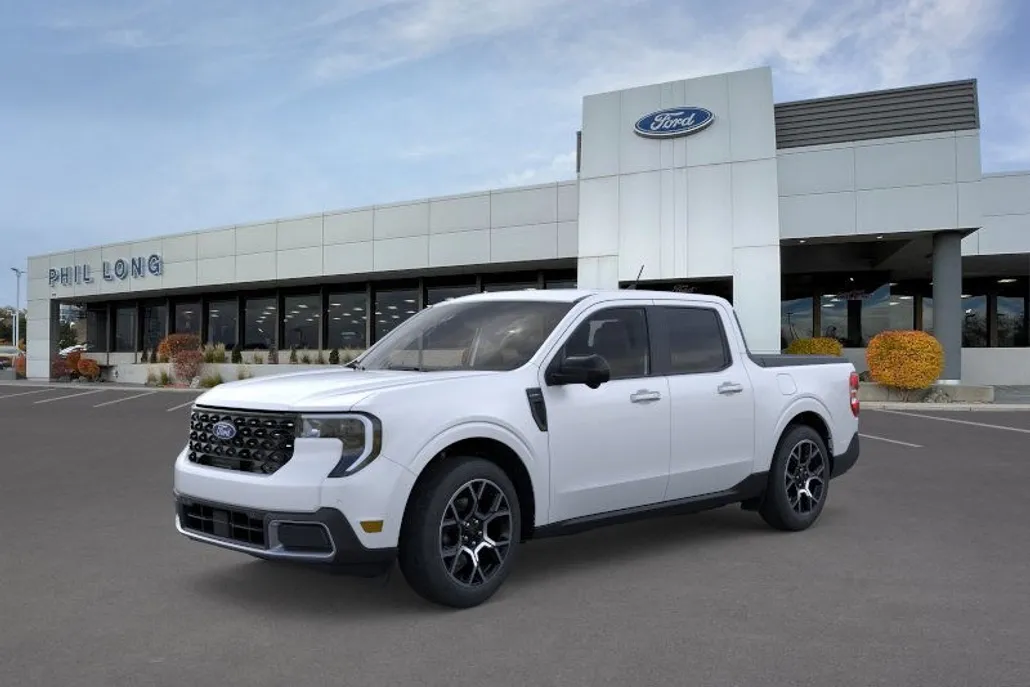2025 Ford Maverick Lariat photo 1