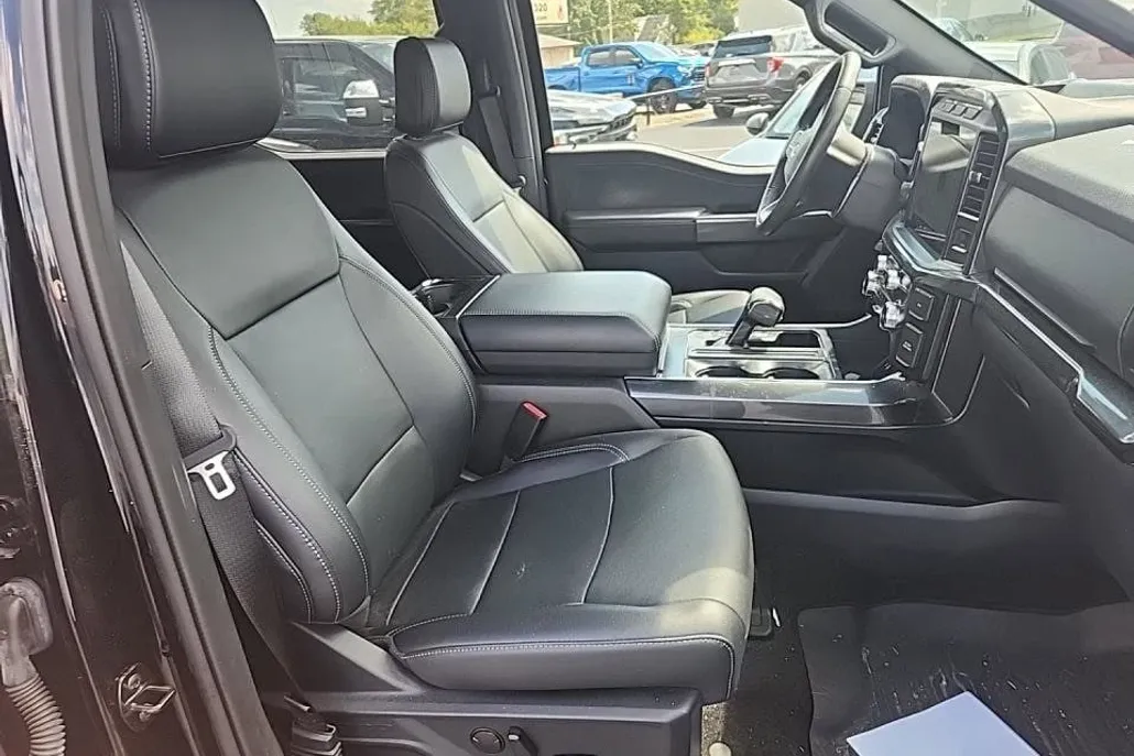 2022 Ford F-150 XLT photo 1