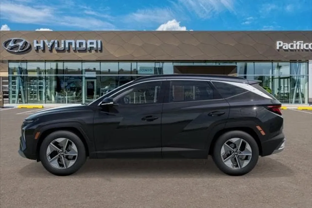 2025 Hyundai Tucson SEL photo 1