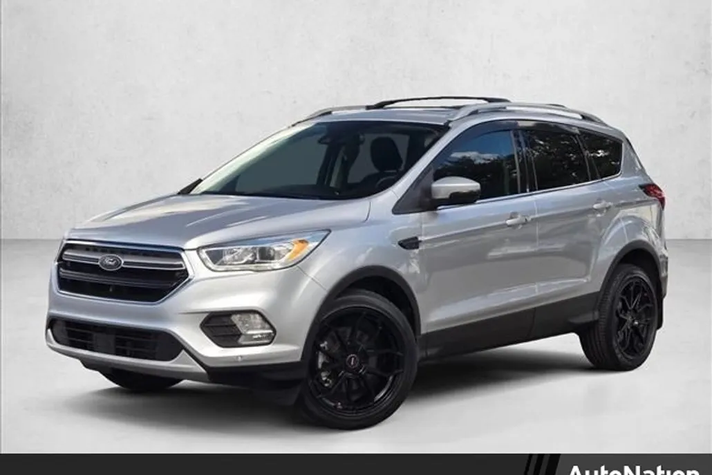 2019 Ford Escape Titanium photo 1