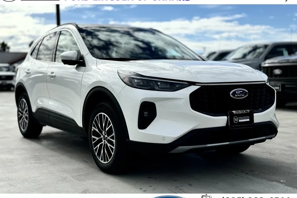 2025 Ford Escape Base photo 1
