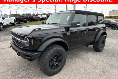 2024 Ford Bronco Wildtrak photo 2