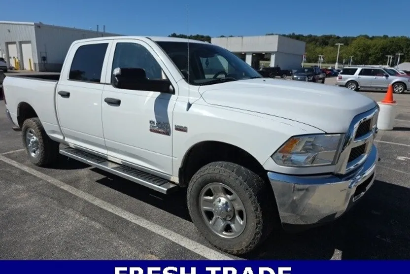 2014 Ram 2500 Tradesman photo 1