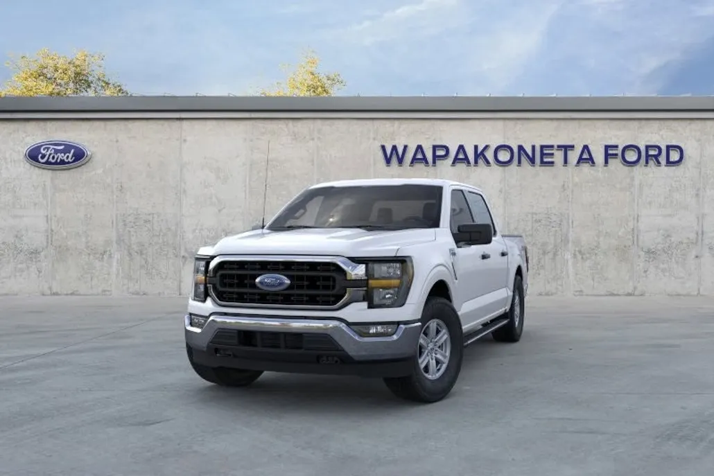 2023 Ford F-150 XLT photo 1
