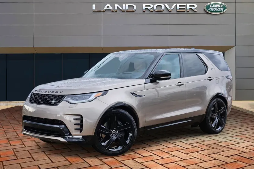 2025 Land Rover Discovery SE photo 1