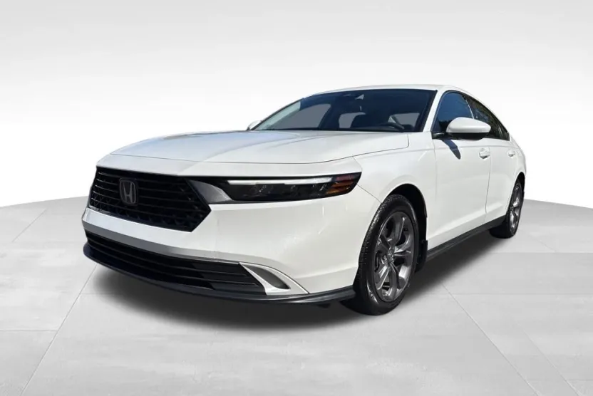 2023 Honda Accord EX photo 1