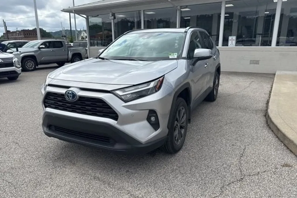 2023 Toyota RAV4 Hybrid XLE Premium photo 1