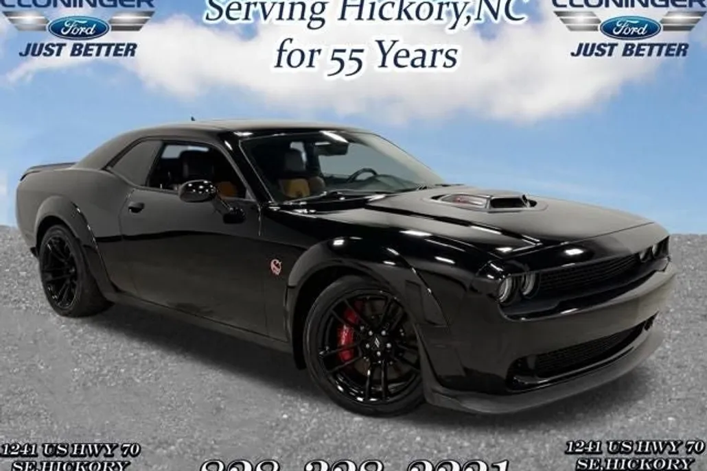 2021 Dodge Challenger R/T Scat Pack Widebody photo 1