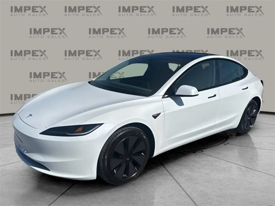 2025 Tesla Model 3 Long Range photo 1