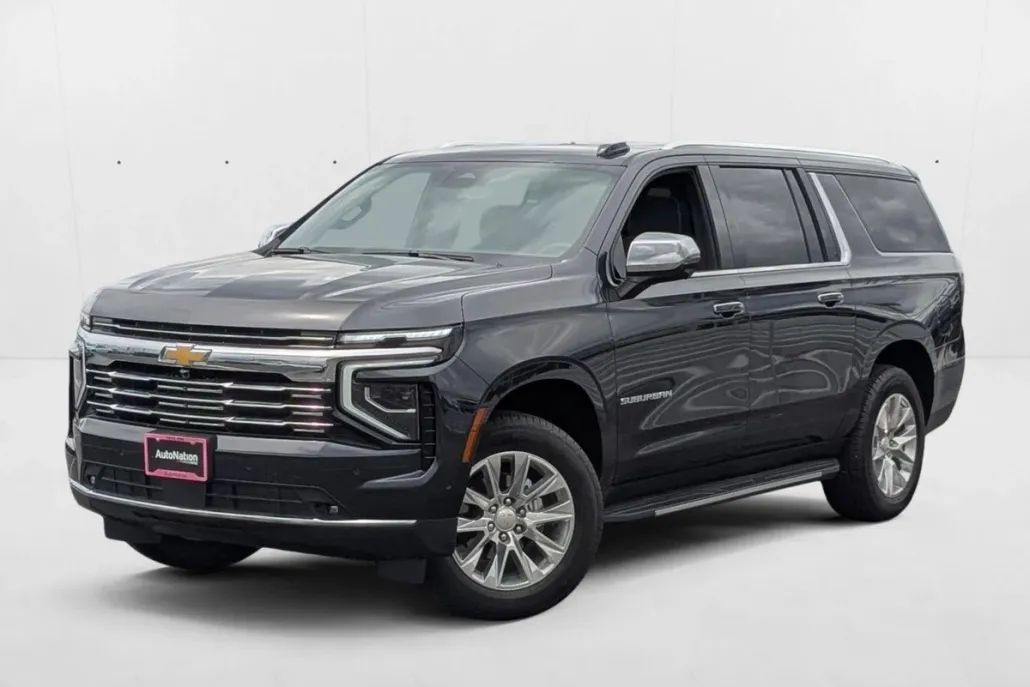 2025 Chevrolet Suburban Premier photo 1