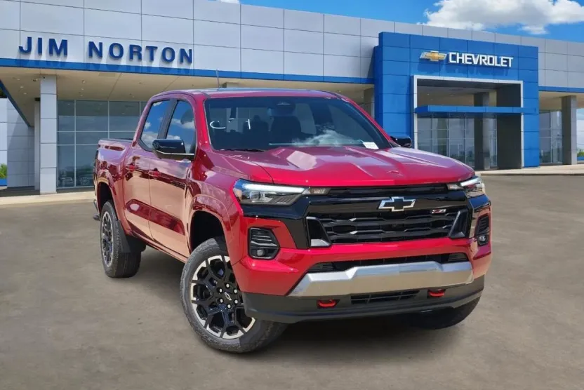 2026 Chevrolet Colorado Z71 photo 1