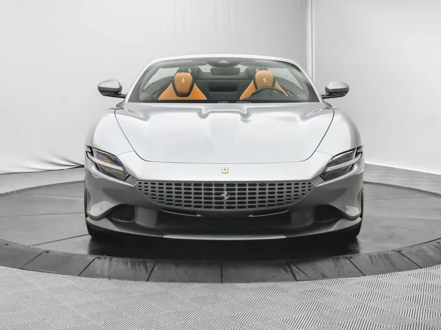 2025 Ferrari Roma Spider photo 2