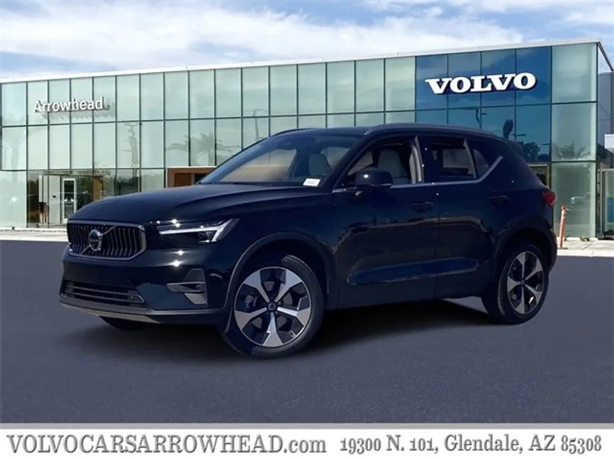 2025 Volvo XC40 Plus photo 1