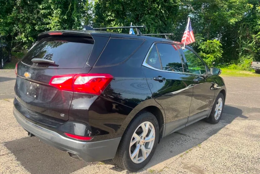 2018 Chevrolet Equinox photo 1