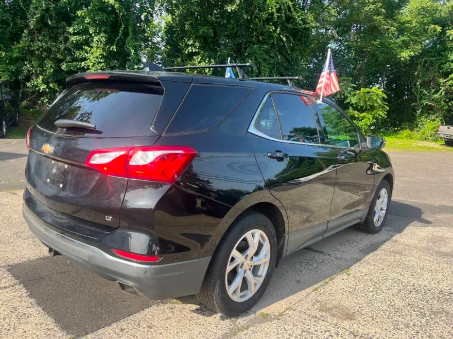 2018 Chevrolet Equinox photo 1