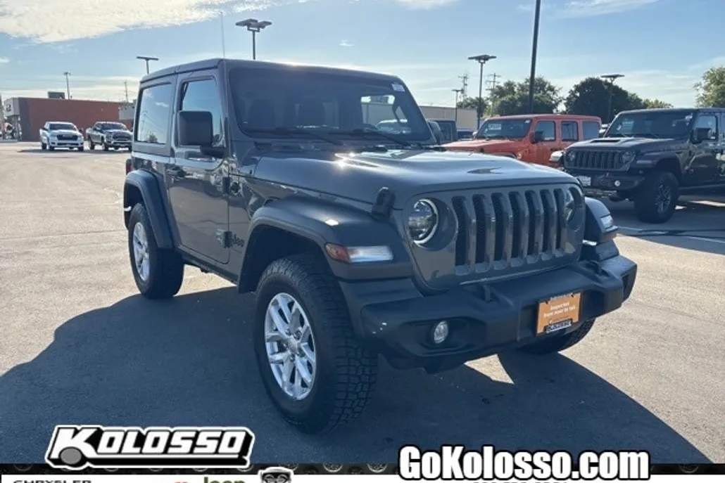 2023 Jeep Wrangler Sport S photo 1