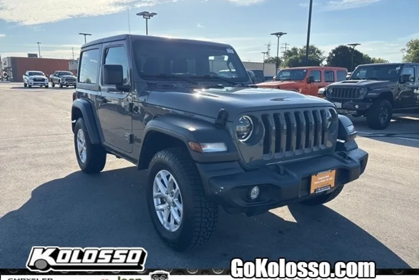 2023 Jeep Wrangler Sport S photo 1