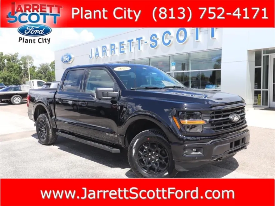 2025 Ford F-150 XLT photo 1