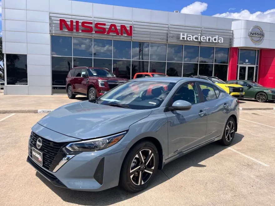 2025 Nissan Sentra SV photo 1