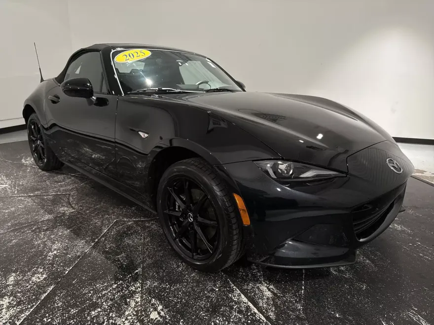 2025 Mazda MX-5 Miata Miata Sport photo 1
