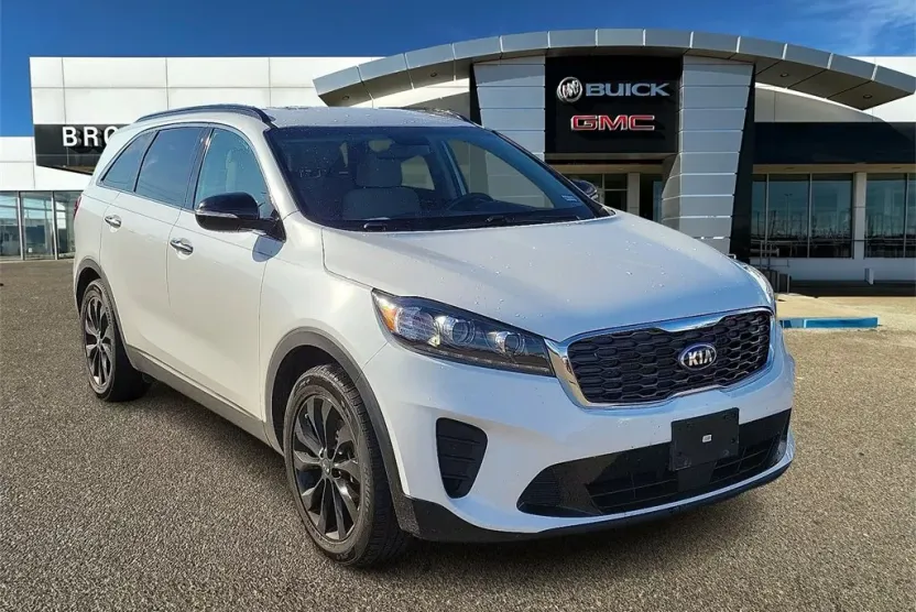 2020 Kia Sorento S V6 photo 1