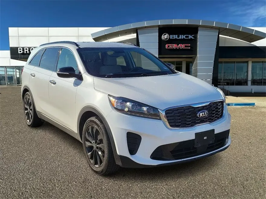 2020 Kia Sorento S V6 photo 1