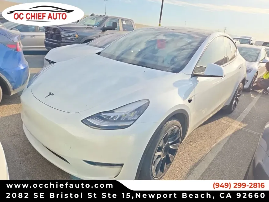 2023 Tesla Model Y Long Range photo 1