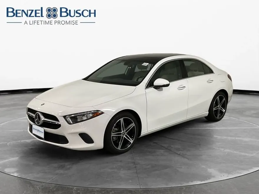 2022 Mercedes Benz A 220 4MATIC photo 1