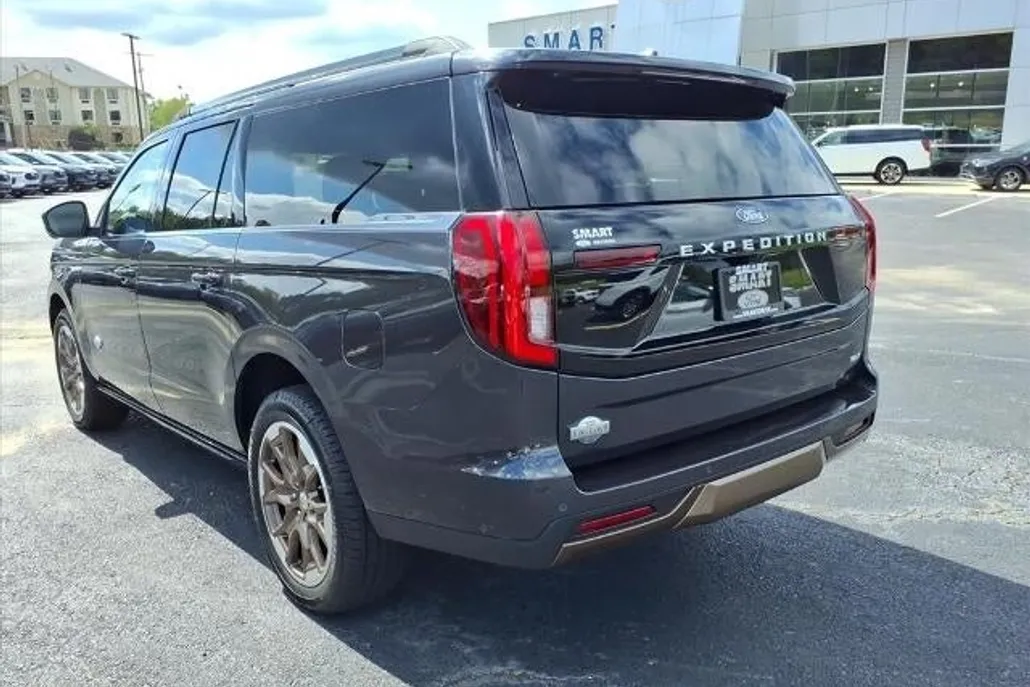 2025 Ford Expedition MAX King Ranch photo 1
