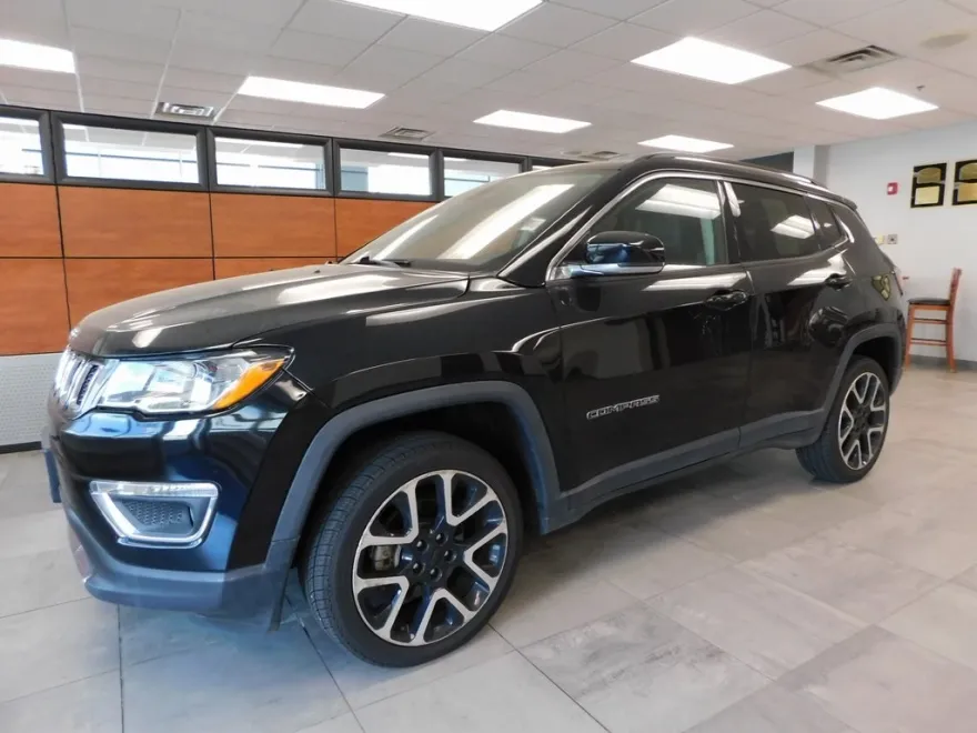 2018 Jeep Compass Limited photo 1