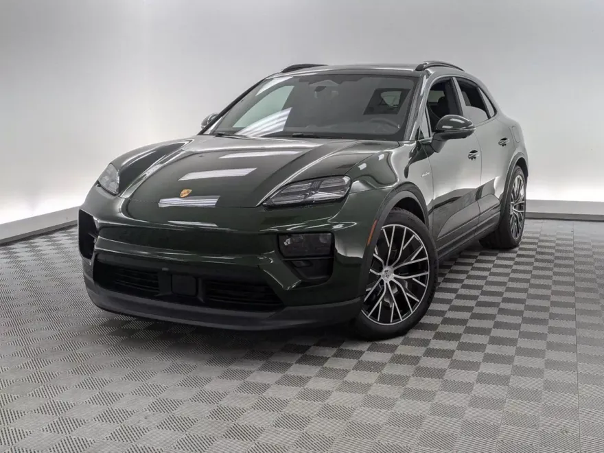 2024 Porsche Macan Electric 4 photo 1