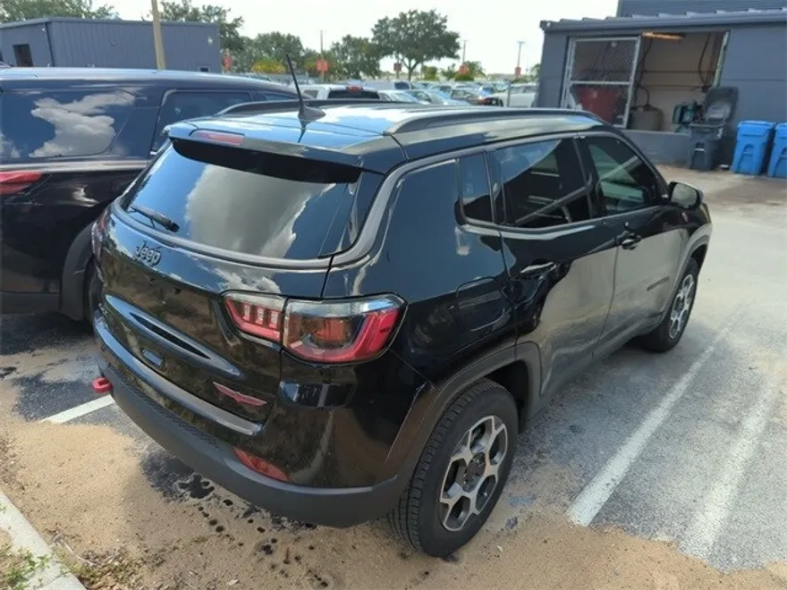 2022 Jeep Compass Trailhawk photo 1