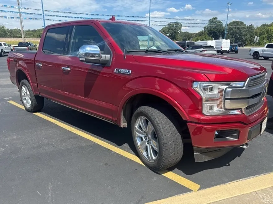 2019 Ford F-150 Platinum photo 1