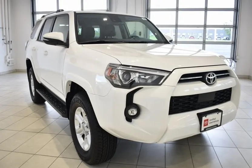 2024 Toyota 4Runner SR5 Premium photo 1