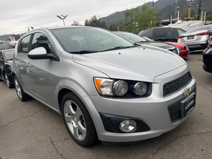 2016 Chevrolet Sonic LTZ photo 1
