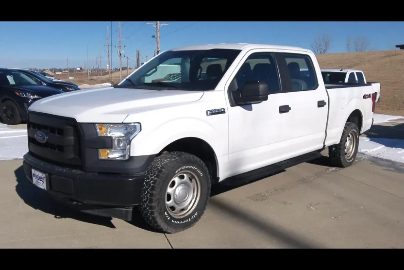 2017 Ford F-150 XL photo 1