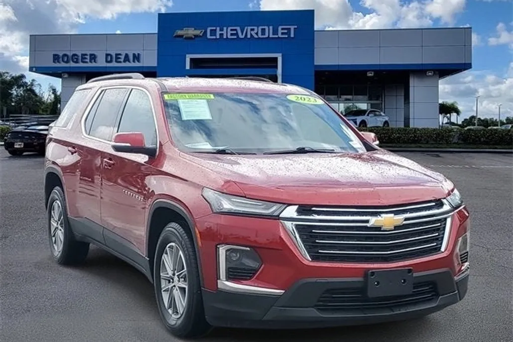 2023 Chevrolet Traverse Cloth photo 1
