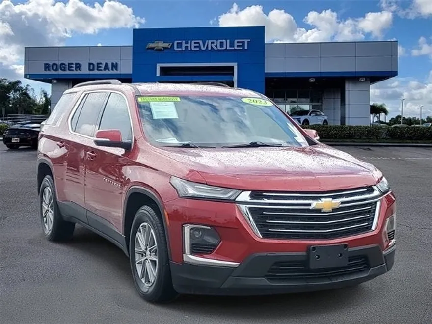 2023 Chevrolet Traverse Cloth photo 1