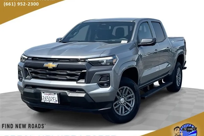2025 Chevrolet Colorado Work Truck LT photo 1