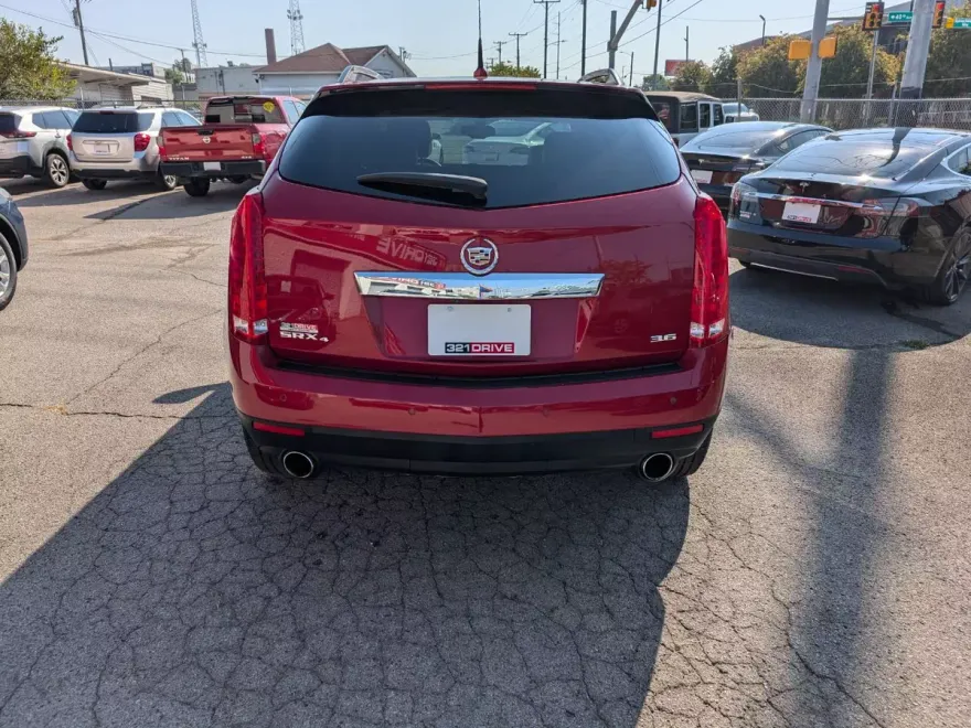 2014 Cadillac SRX Luxury photo 1