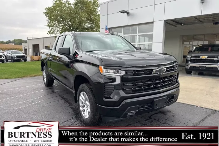 2026 Chevrolet Silverado 1500 RST photo 1