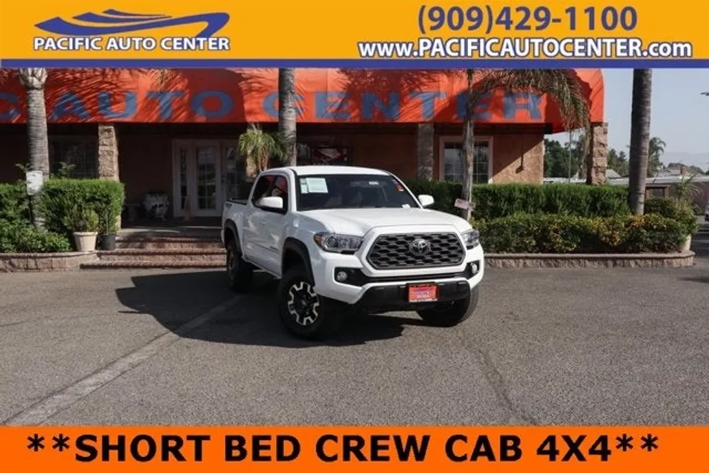 2022 Toyota Tacoma 4x4 SR5 photo 1