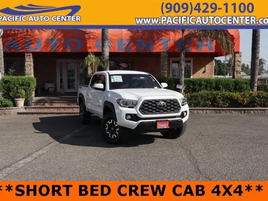 2022 Toyota Tacoma 4x4 SR5 photo 1