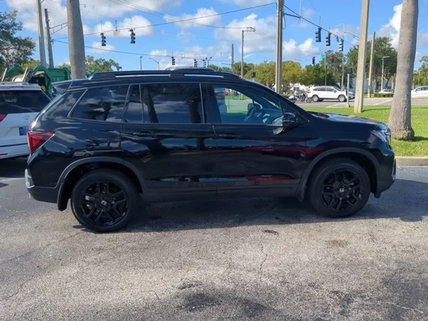 2025 Honda Passport Black Edition photo 1