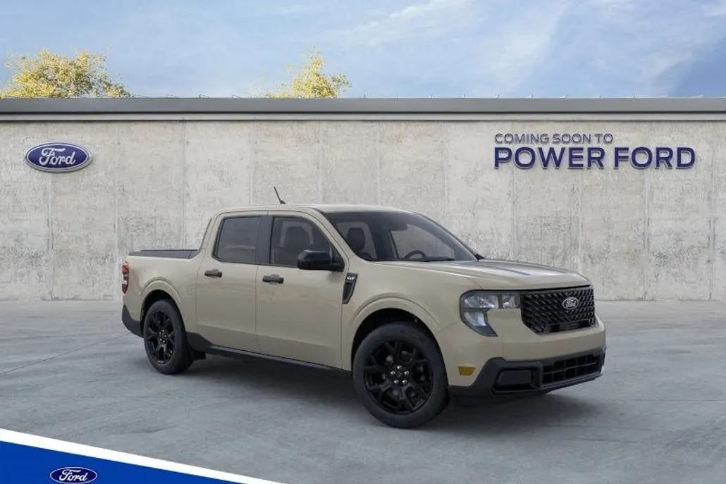 2025 Ford Maverick XLT photo 1