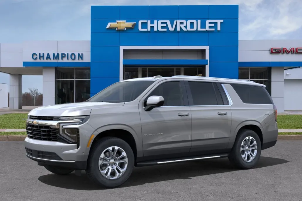 2025 Chevrolet Suburban LS photo 1