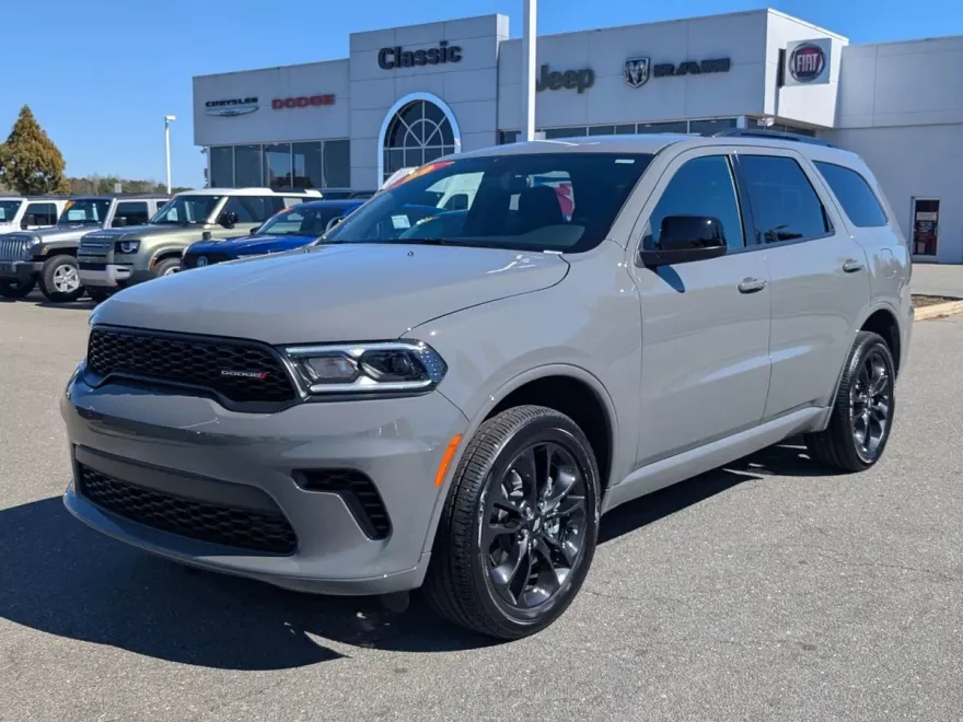 2025 Dodge Durango GT photo 1