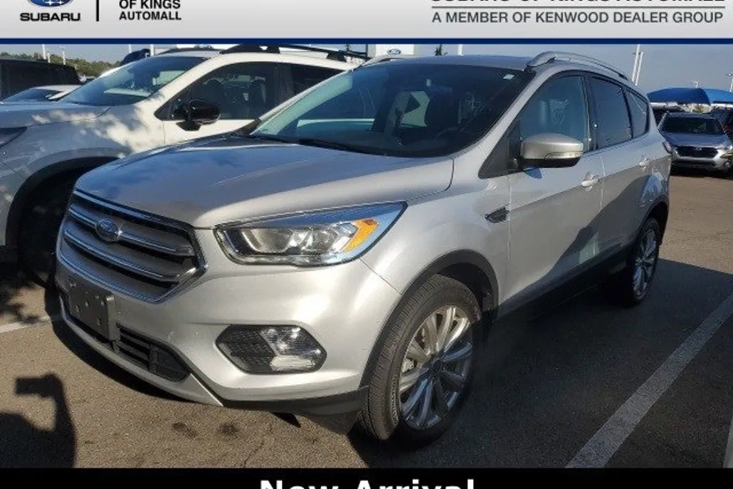 2017 Ford Escape Titanium photo 1