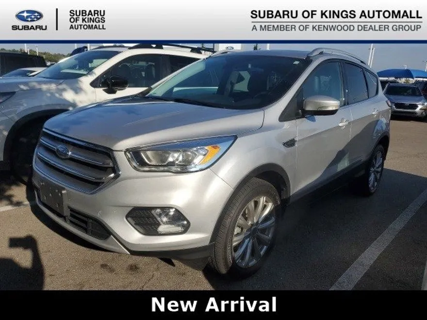 2017 Ford Escape Titanium photo 1